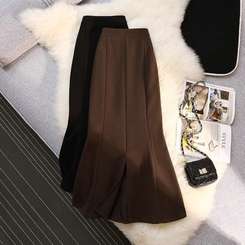 Fishtail skirt tweed fishtail skirt split hip bag autumn winter 2022 high waist slim mid-length black skirt
